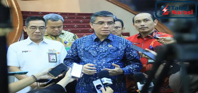 Menaker Umumkan Ketentuan UMP 2026 Hari Ini, Naik Berapa Persen