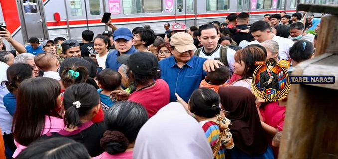 Blusukan Prabowo Hingga Janjikan Rusun Ke Warga Tepi Rel Senen